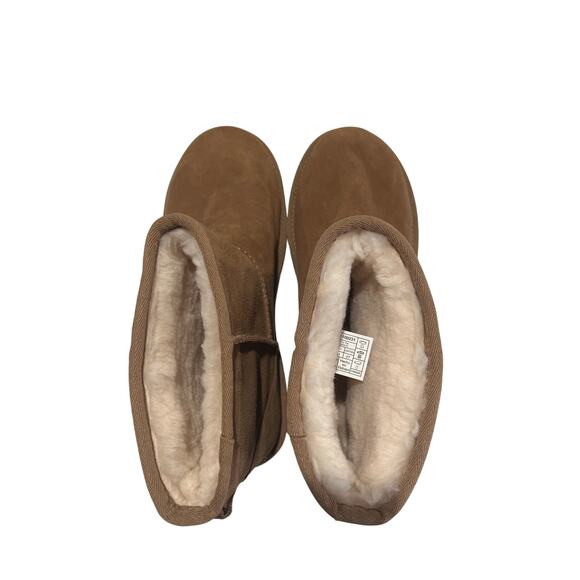 UGG Classic Mini UGG Rubber Logo Boots Women's Size 10 EU 41 Cozy Warm MSRP $160 - Picture 6 of 8